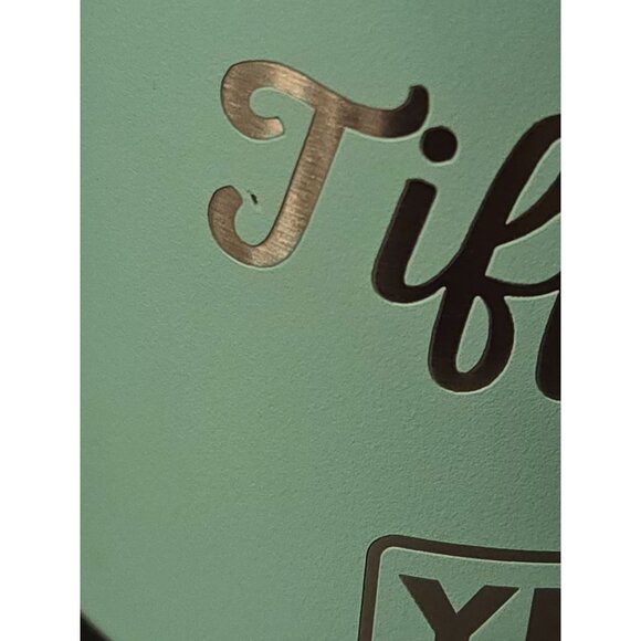 Yeti Engraved Tiffany Blue Stainless Tumbler Snowflake Design 10Oz Seafoam - Picture 6 of 11
